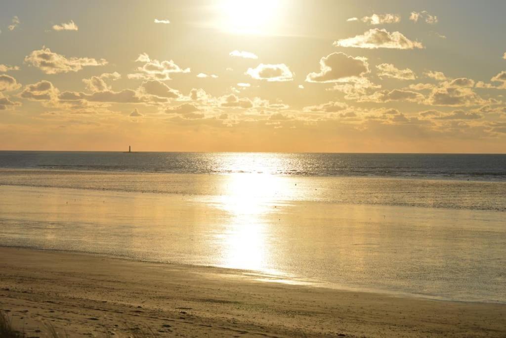 Maison Bord De Mer Individuel Gouville-sur-Mer ภายนอก รูปภาพ